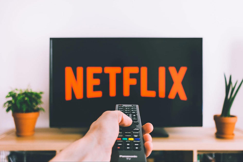 Streaming tv is great, but not when buffering from slow internet speeds dampens the experience. Try fibre optic internet to get the fastest streaming speeds available.